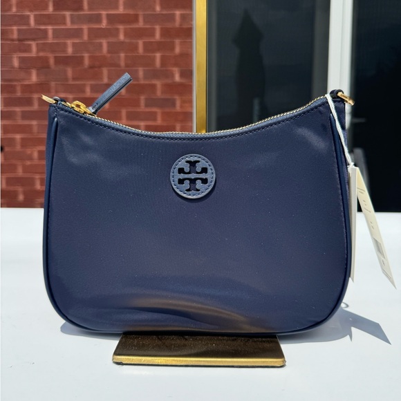 ❤️Tory Burch Nylon Convertible Bag NWT - Picture 3 of 5